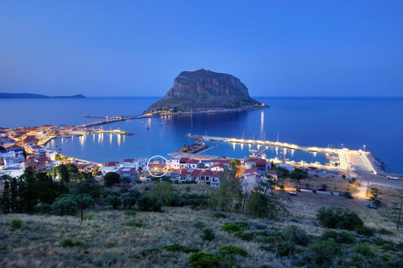 Casa Dell' Est Apartment Monemvasia Bagian luar foto